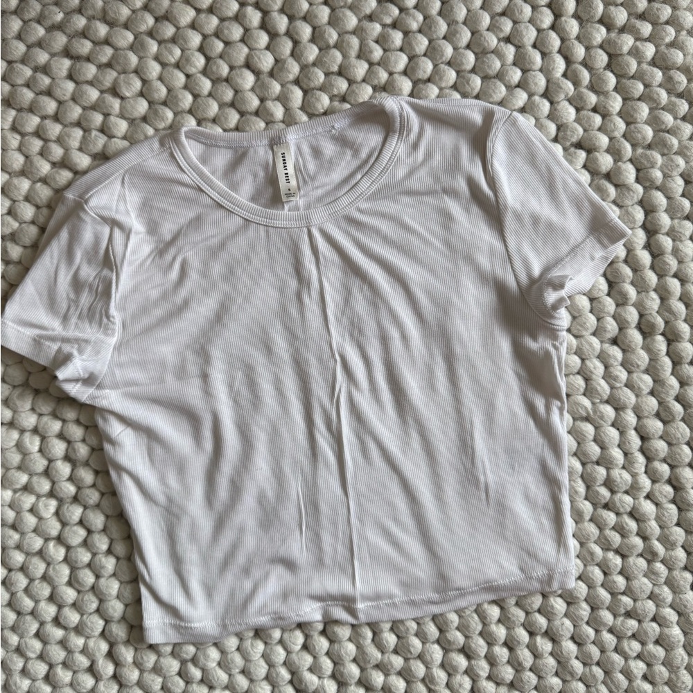 WHITE Aritzia crop